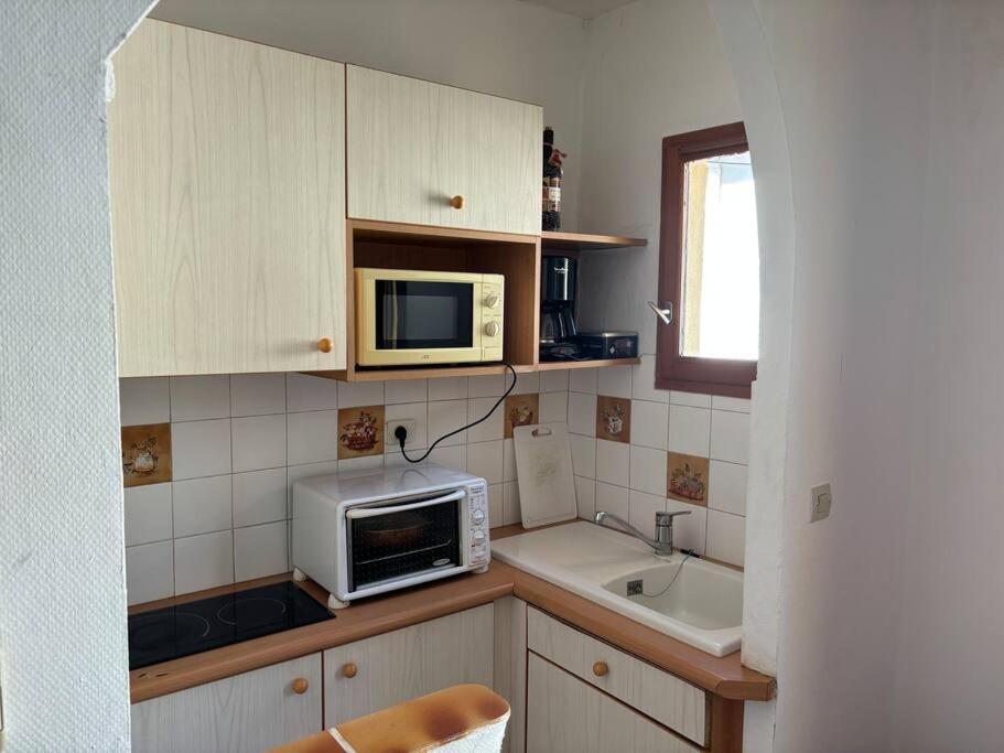 Maison De Ville Proche Mer, En Camargue Sur Le Chemin De Saint Jacques De Compostelle, Clim Reversible Вовер Экстерьер фото