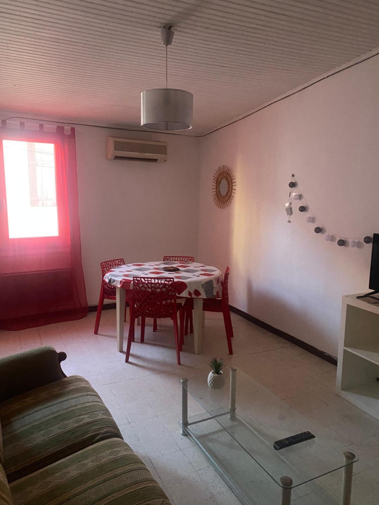 Maison De Ville Proche Mer, En Camargue Sur Le Chemin De Saint Jacques De Compostelle, Clim Reversible Вовер Экстерьер фото