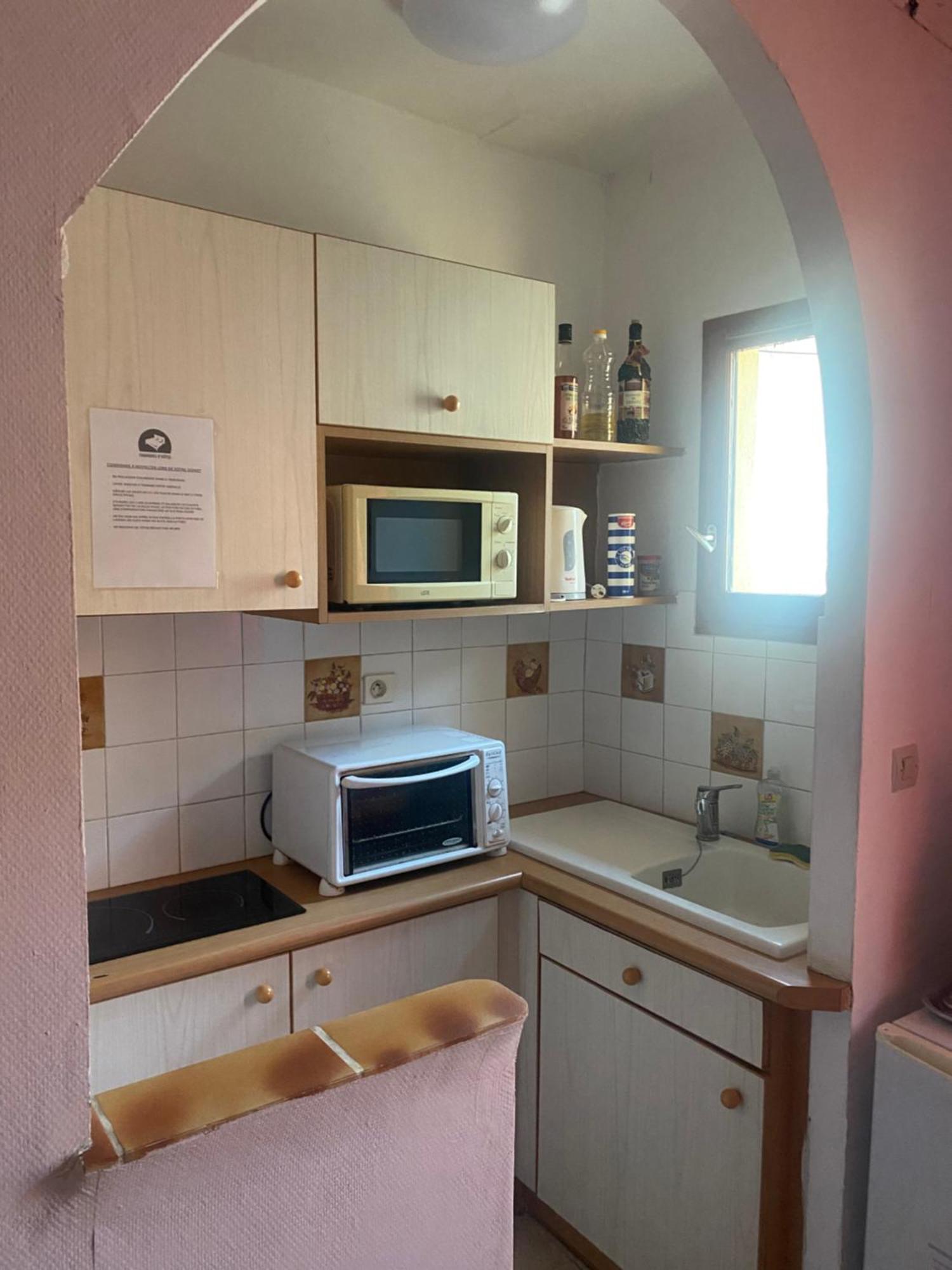 Maison De Ville Proche Mer, En Camargue Sur Le Chemin De Saint Jacques De Compostelle, Clim Reversible Вовер Экстерьер фото